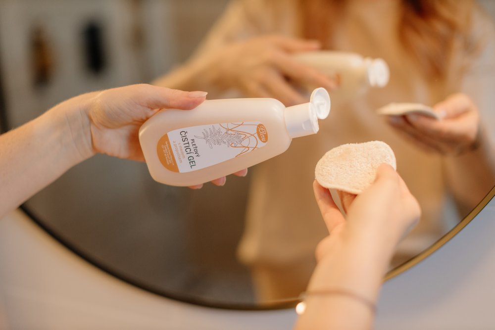 Pleťový čisticí gel s medem a propolisem, přírodní čištění pleti