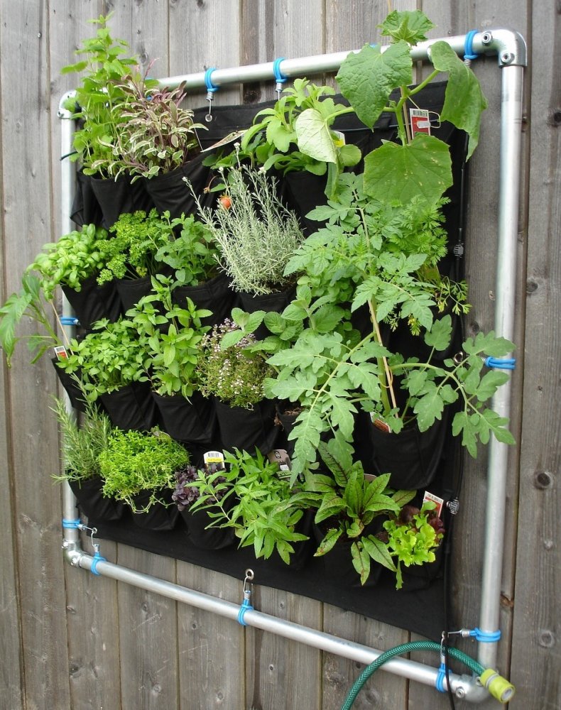 závěsný systém pro balkonové pěstování