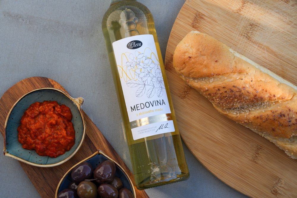 Medovina z akátového medu 0,5 l Pleva