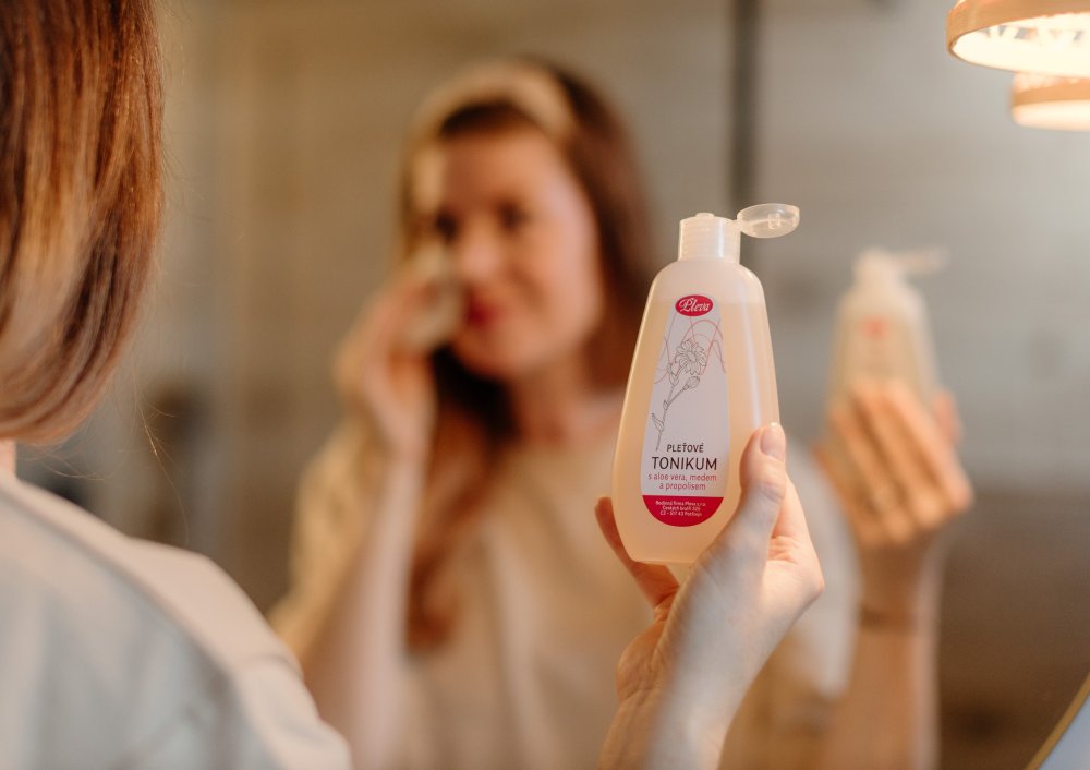 Pleťové tonikum s aloe vera, medem a propolisem Pleva