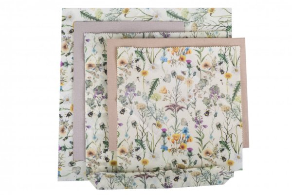 Advantageous packaging: beeswax bag and two beeswax wraps - meadow