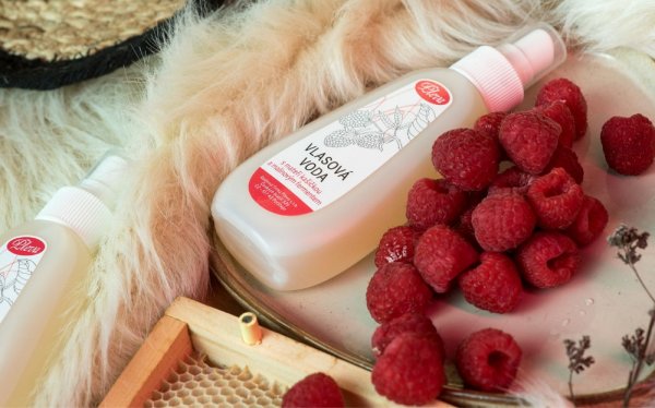 Vlasová voda s mateří kašičkou a malinovým fermentem