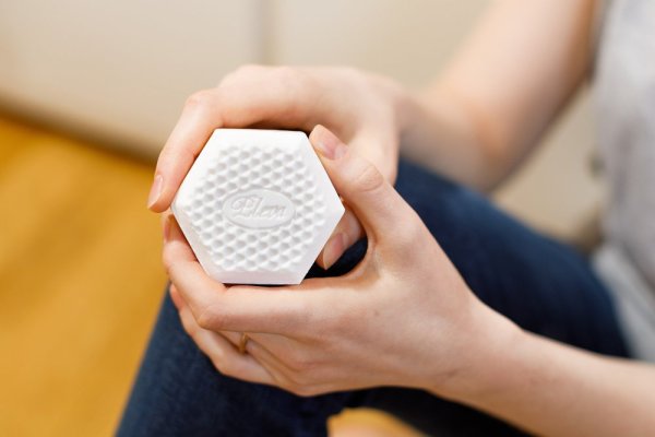 Soap with royal jelly (white) - Weight: 10 x 20 g