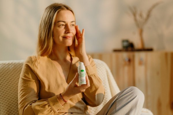 Creme mit Gelee Royale 4 in 1