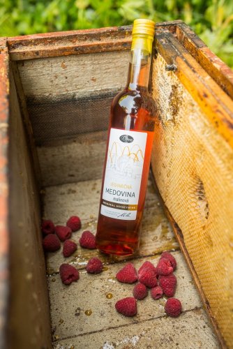 Wilder Honigwein mit Himbeeren 0,5l - limitierte Serie