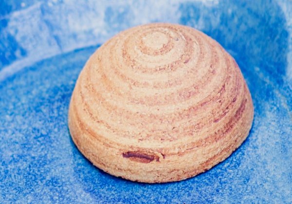 Ceramic decoration for house and garden - bee hive - Beehive size: big - Durchmesser 7 cm, Höhe 4 cm