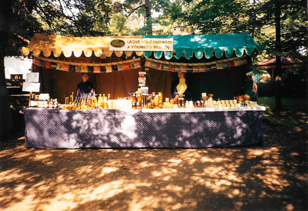 Martin and Petra selling at the market in Rožnov, 2001