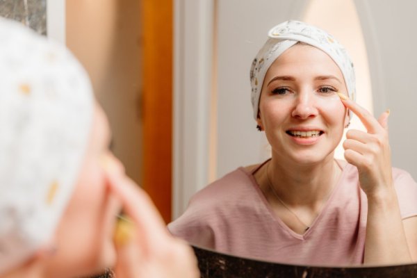 Augencreme mit Honig