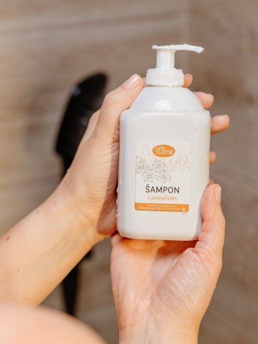 Shampoo with propolis 500 g