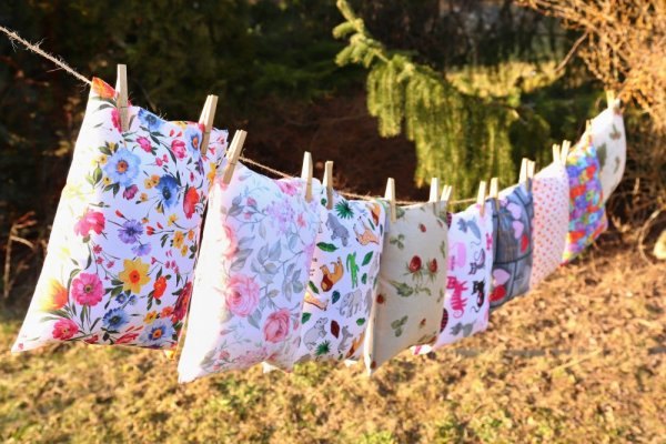 Children's premium herbal pillow large - Pattern: D01 Hmyz