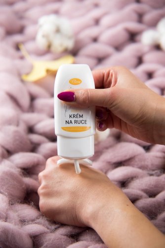 Hand cream with honey - Weight: 50 g