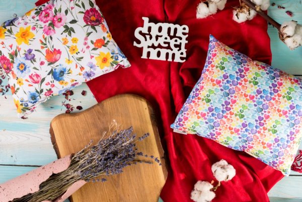 Premium Herb pillow for a good sleep, big - Luxury pillow pattern: L05 Duhová srdce