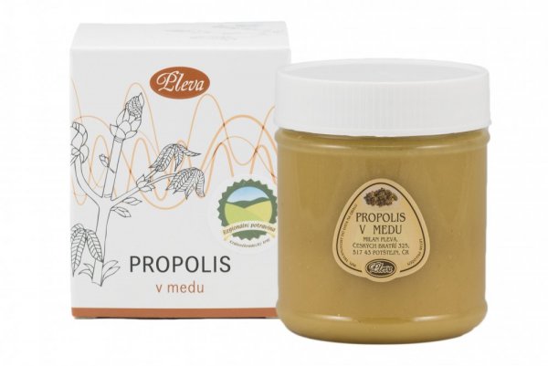 Propolis in honey