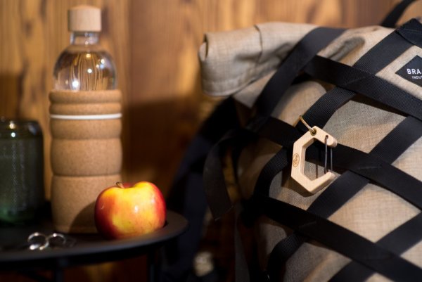 Wooden carabiner