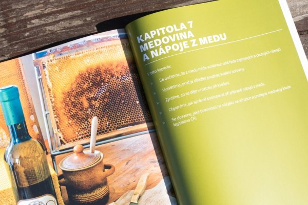 Kniha Včelařství - svazek III., kolektiv autorů