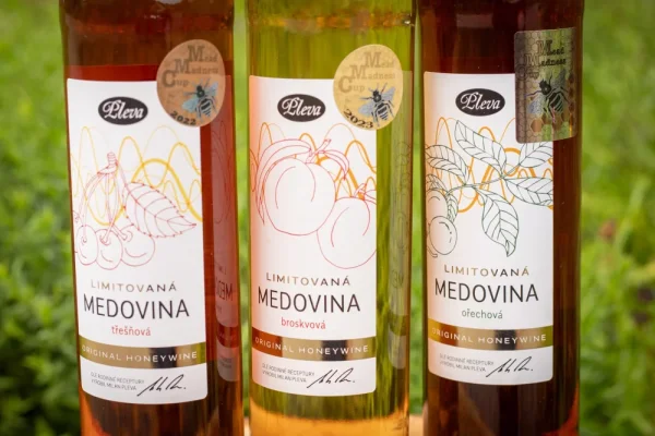 Trojice medailových medovin