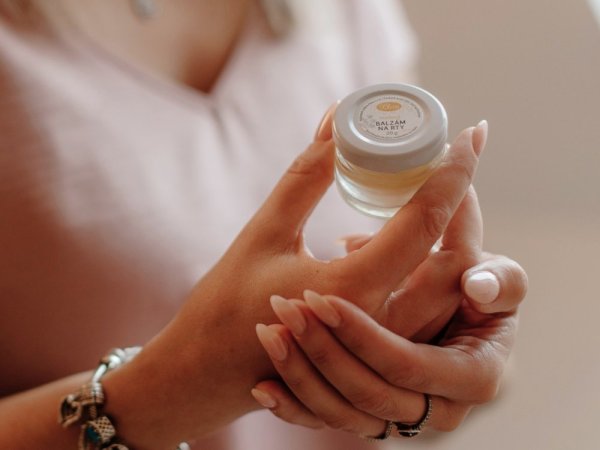 Lip balm with honey in a pot