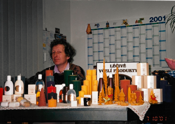 Milan Pleva in the bidding room, 2001
