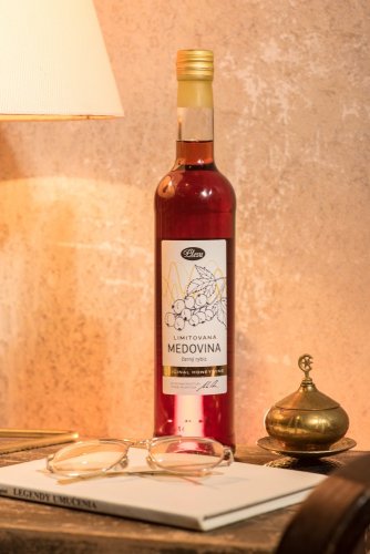 Honigwein mit schwarzen Johannisbeeren 0,5l - limitierte Serie