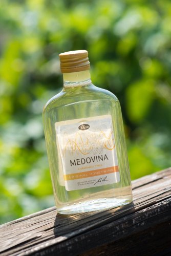 Medovina z akátového medu 0,2l placatice
