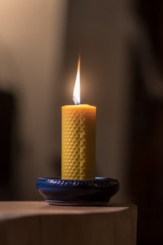 Kerzenhalter aus Keramik - dunkelblaue Schale
