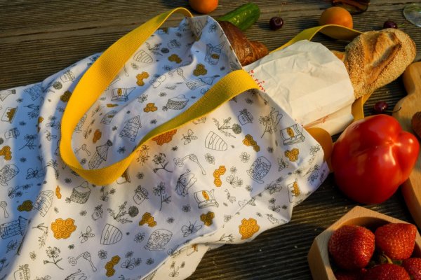 Cotton shopping bag, various patterns - Pattern: Dark bee design