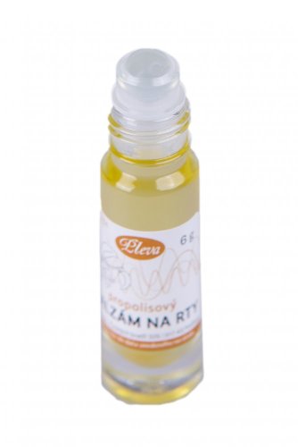 Roll-on lip balm with propolis