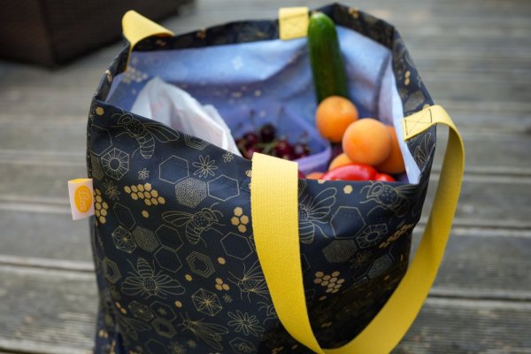 Waschbare Tasche aus robustem Material, verschiedene Muster - Muster: Blau-weiße Zickzack-Streifen