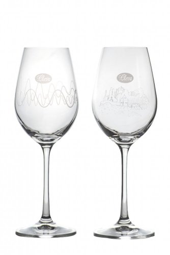 Mead glasses from Pleva - Honigweinglas: 1 pc with wavy lines + 1 pc with a castle
