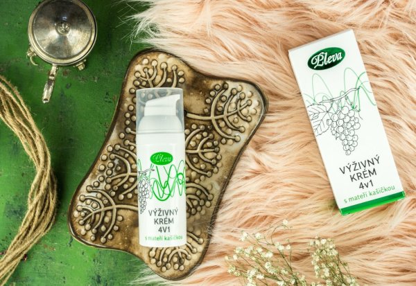 Crème with Royal Jelly 4-in-1
