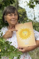 Sun Calendar 2027 - Hana Foff Plevová