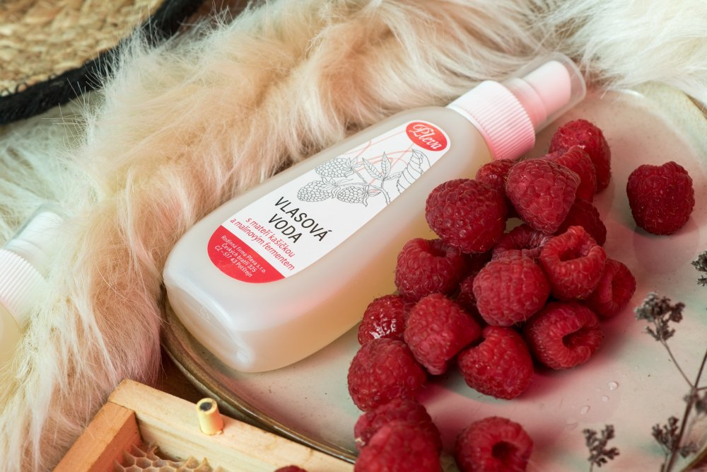 Vlasová voda s mateří kašičkou a malinovým fermentem Pleva