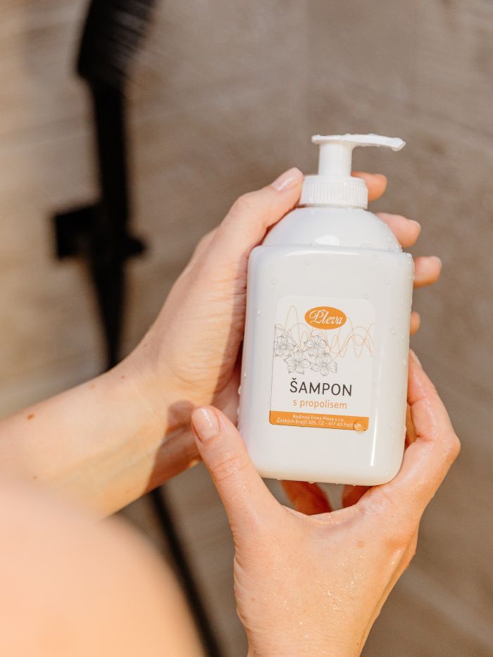Šampon s propolisem velké balení, Pleva