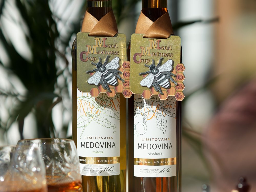 
Beim internationalen Honigwein-Wettbewerb Mead Madness Cup 2026 ausgezeichnete Metweine