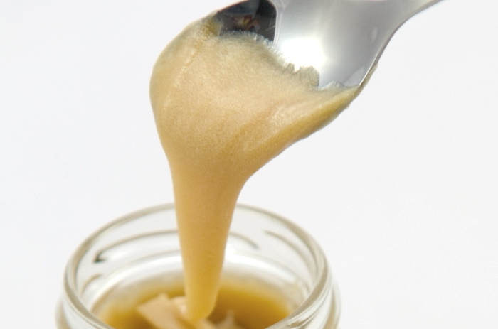 výhody pastovaného medu
