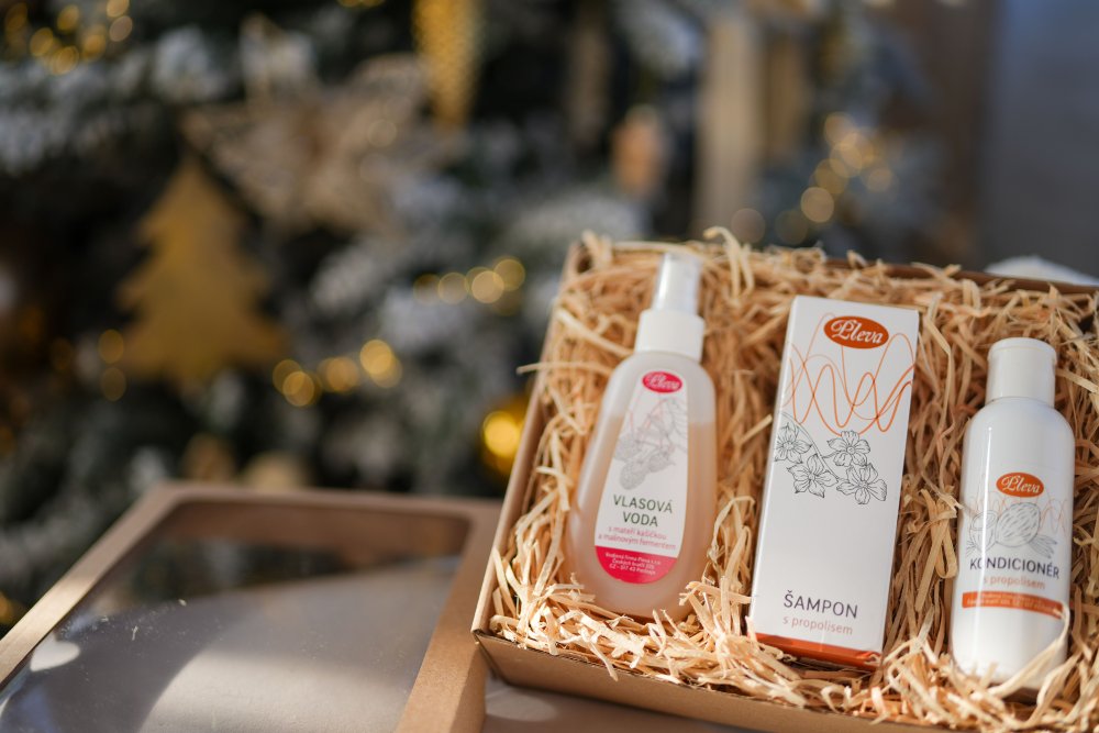 Vánoční dárková sada Vlásky jedné krásky Pleva
