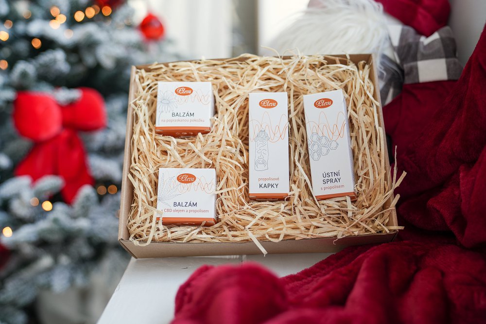 Vánoční dárková sada Včelí záchranná mise, Pleva
