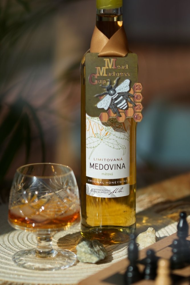 Medově větrná mátová medovina 0,5l – limitovaná edice