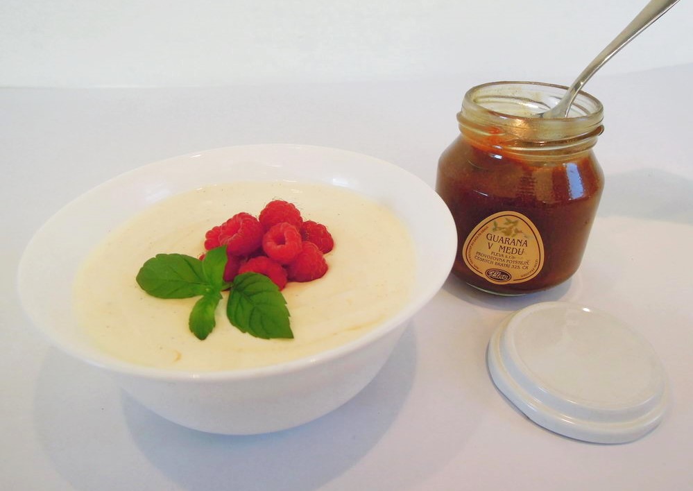 guarana v medu s bílým jogurtem, recept