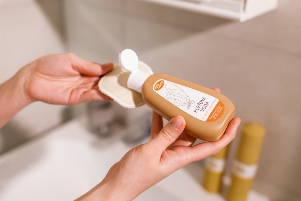 Gesichtwasser mit Propolis für aknöse Haut, Pleva