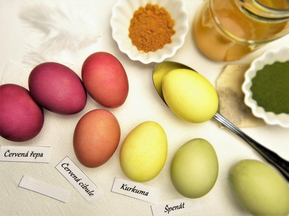 přírodní barvení velikonočních vajec