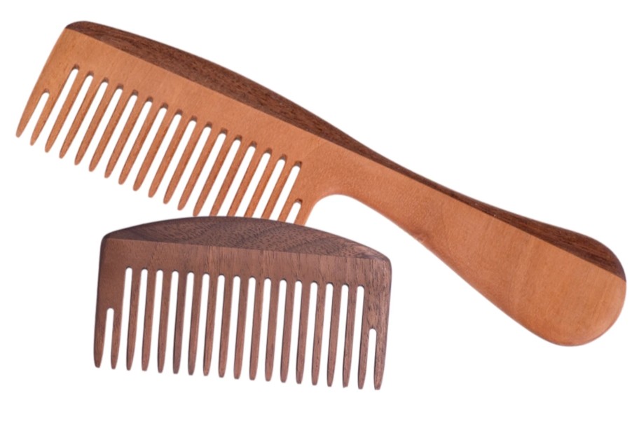 Dřevěný hřeben 