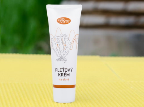 Pleťový krém na akné s porpolisem