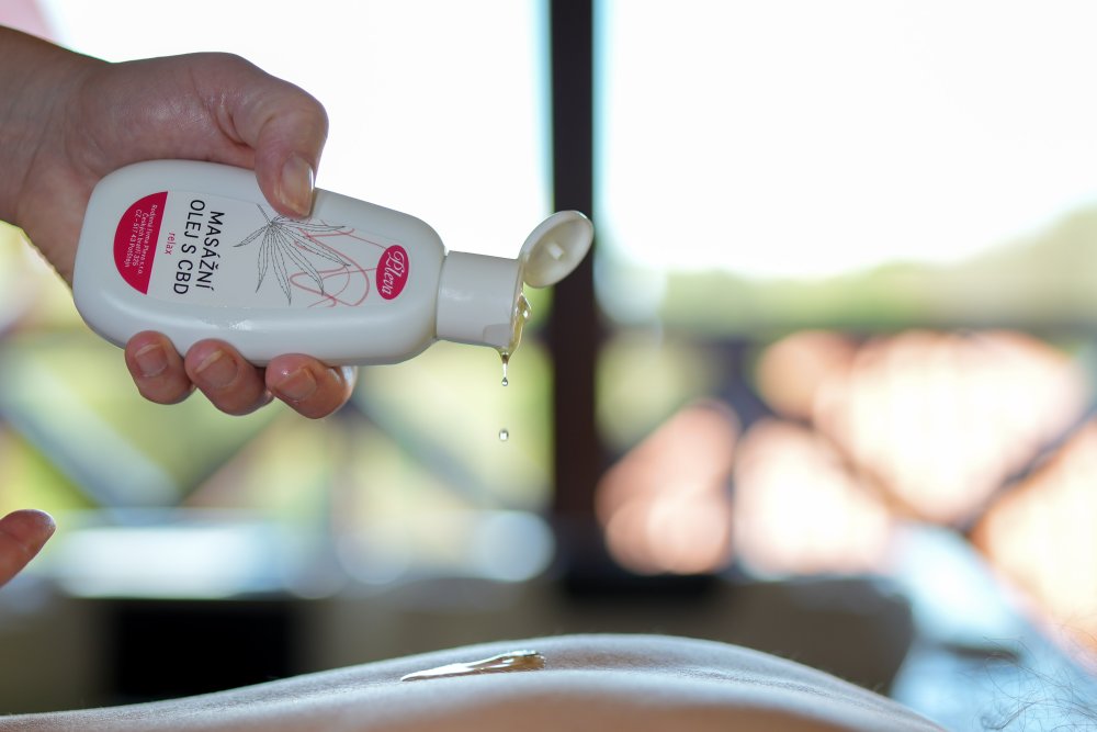 natürliche Massageöl mit Propolis und CBD “Relax“, Pleva