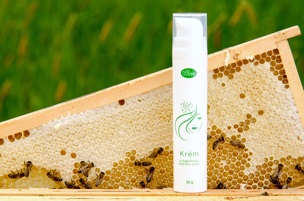 Krém s kapičkou včelího jedu Pleva