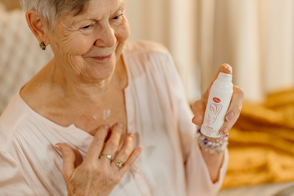 Krém na dekolt s medem Pleva